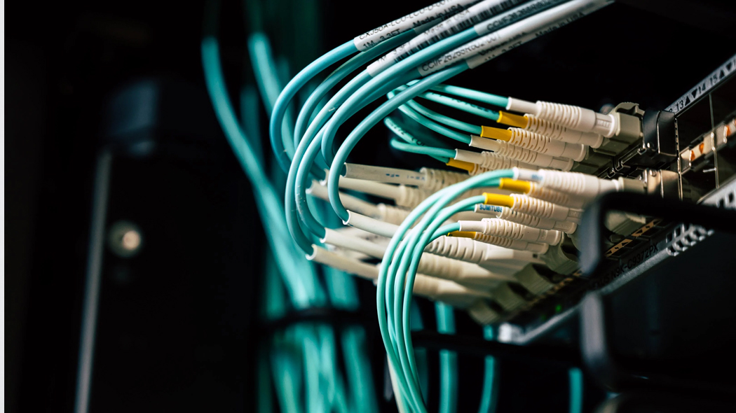 Czym kierować się przy wyborze hostingu? tło